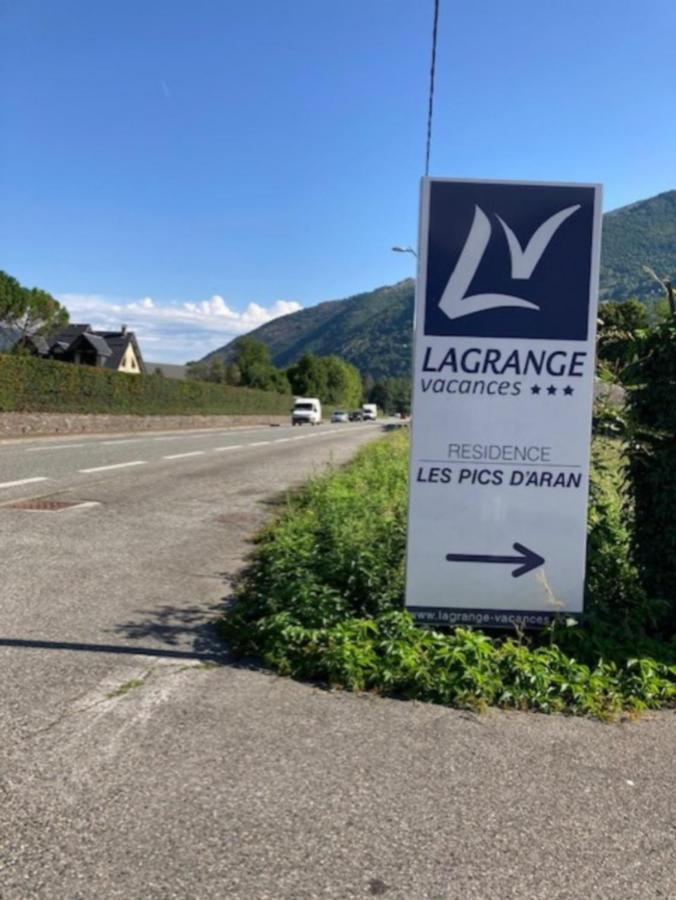 Appartement Étoilé: Résidence Agréable en Haute-Garonne Bagneres-de-Luchon Exterior photo